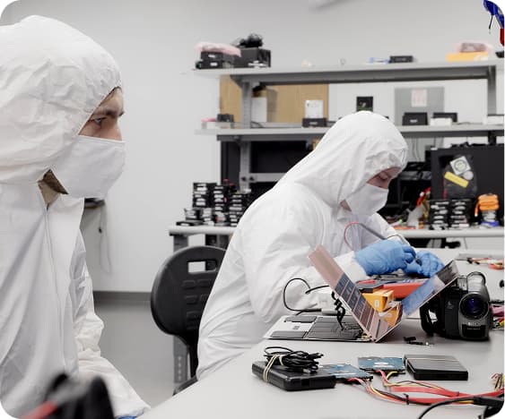 SalvageData technician at work